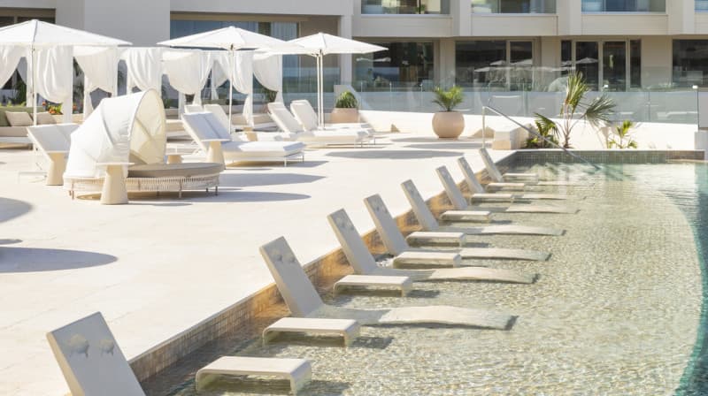 JOIA Aruba by Iberostar pool