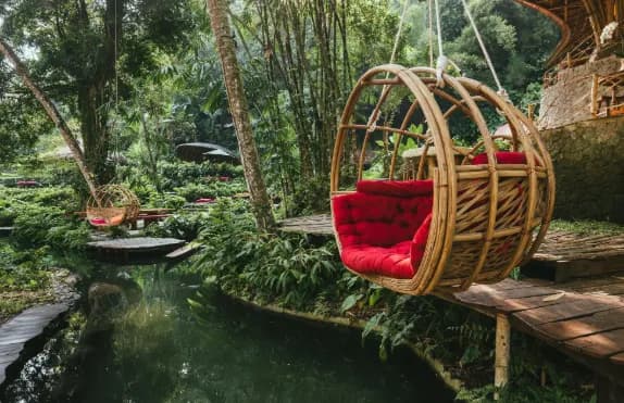 Bambu Indah pool