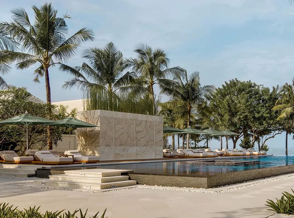 The Royal Santrian Luxury Beach Villas pool