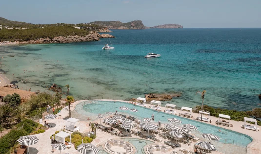 Bless Hotel Ibiza pool