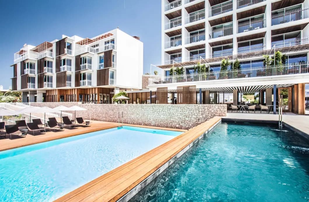 Ocean Drive Talamanca pool