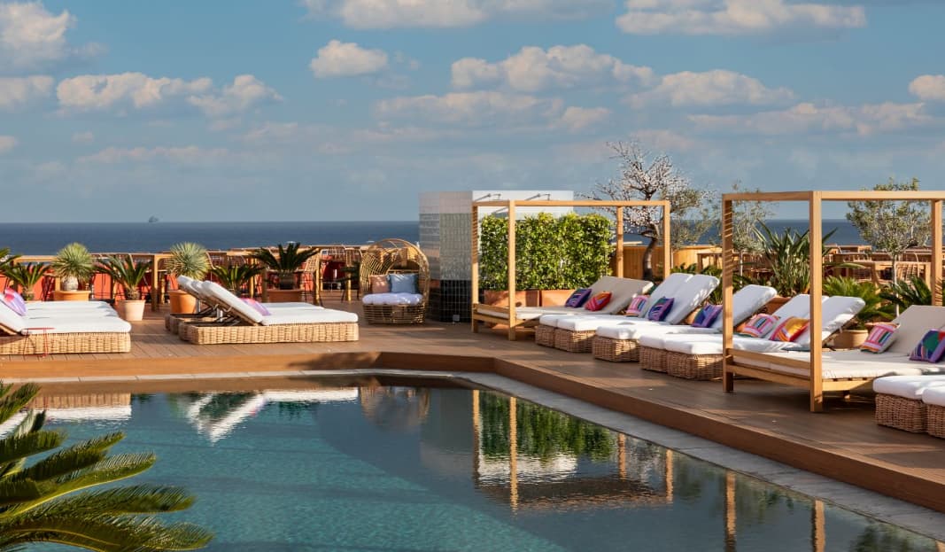 AC Hotel by Marriott Nice pool