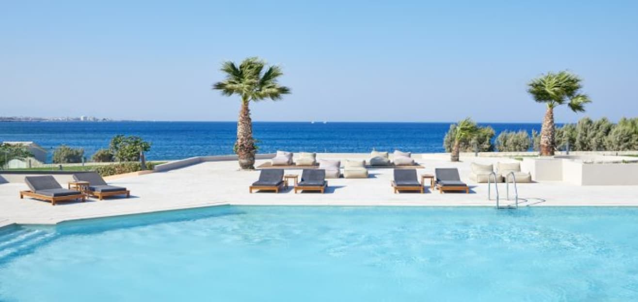 Elissa Lifestyle Resort pool