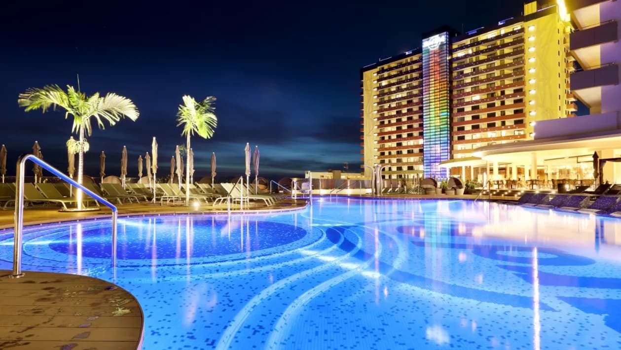 Hard Rock Hotel Tenerife pool