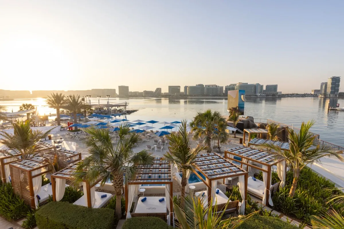 Cafe del Mar Abu Dhabi beach club