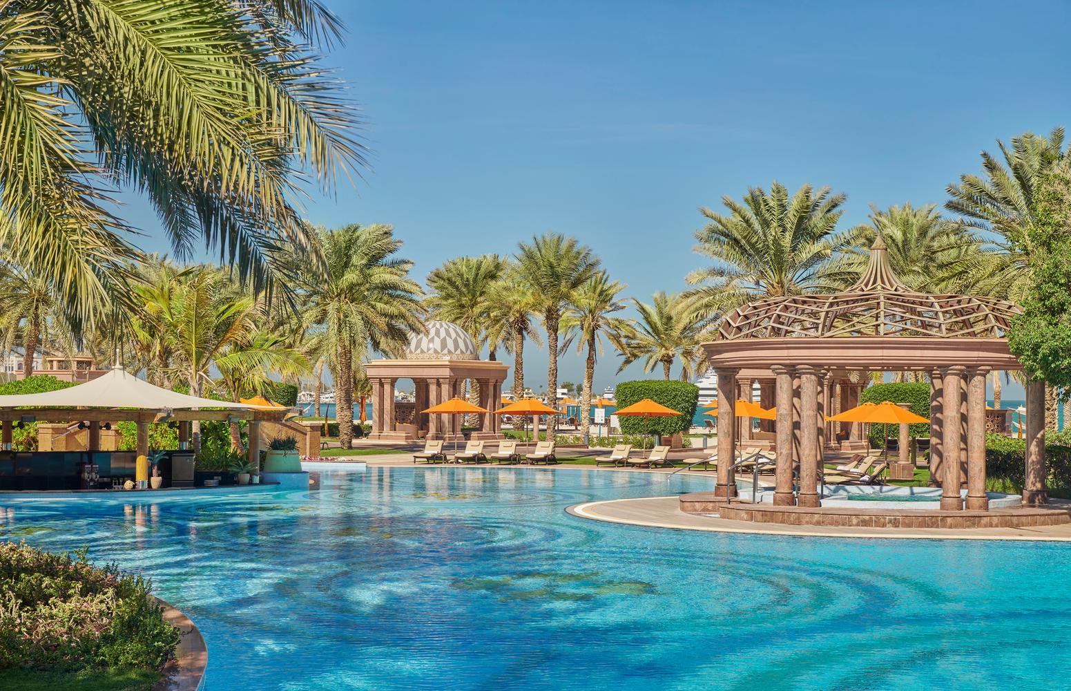 Emirates Palace Mandarin Oriental pool and beach
