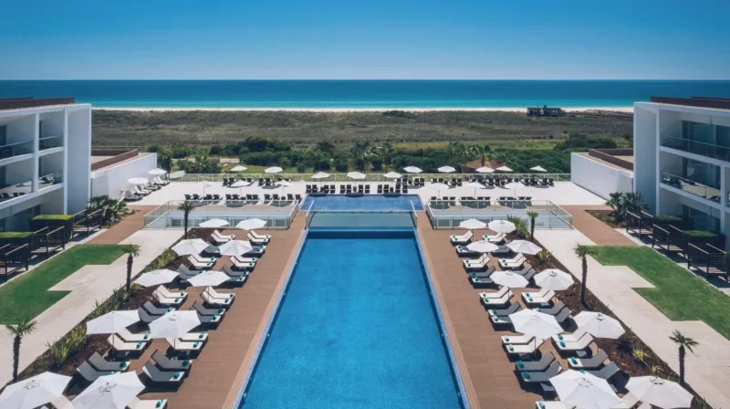 Iberostar Selection Lagos Algarve pool