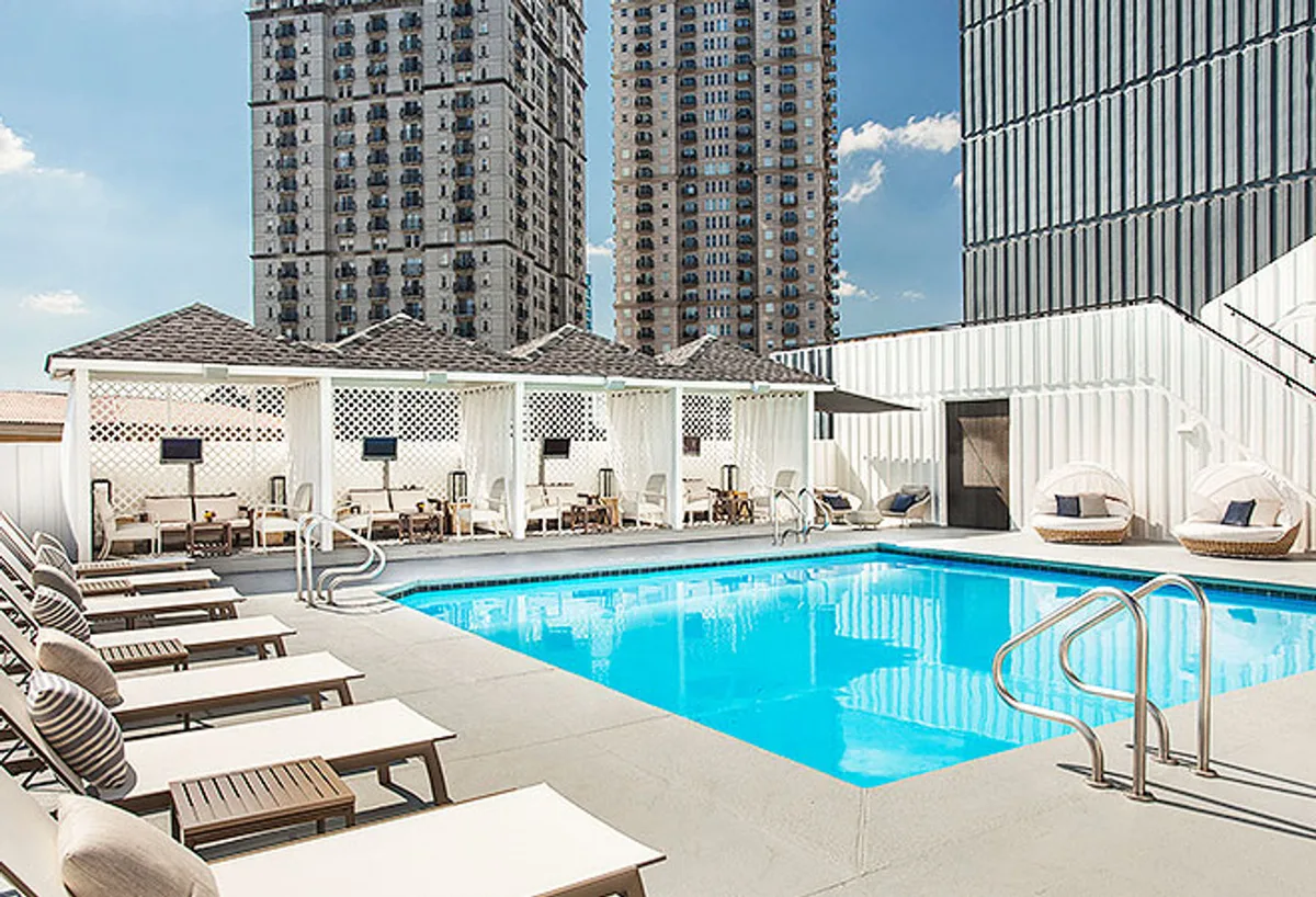 The Starling Midtown Atlanta pool