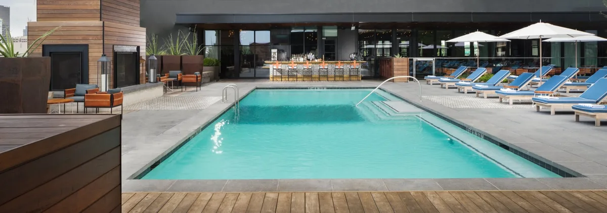 Hotel Van Zandt pool
