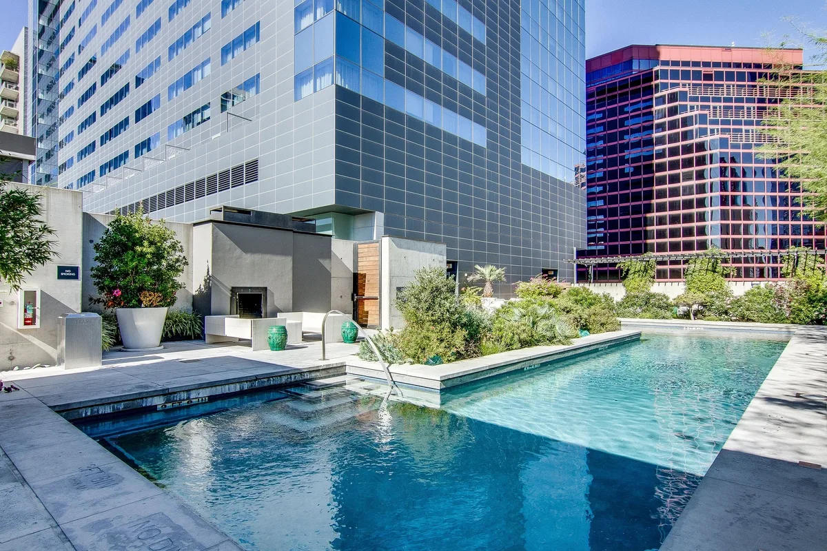 W Austin pool