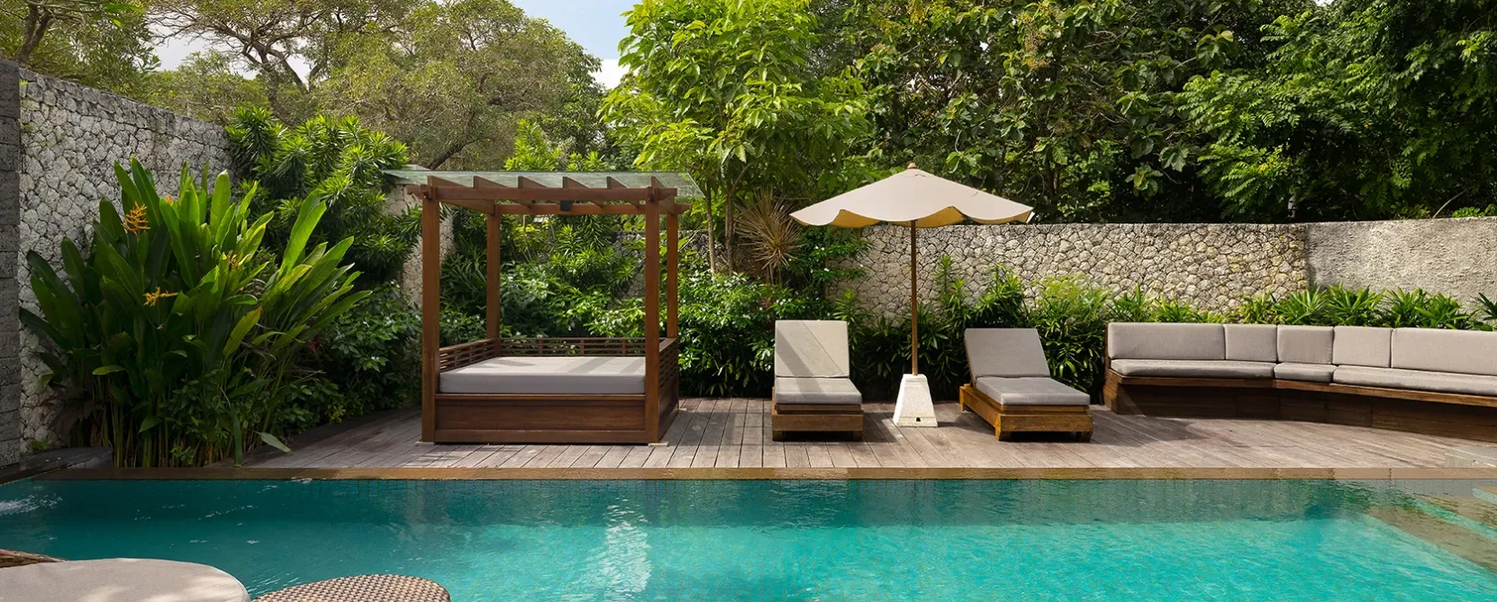 Anantara Uluwatu Bali Resort pool day pass
