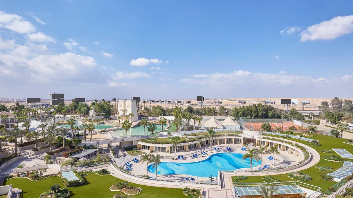 JW Marriott Hotel Cairo pool