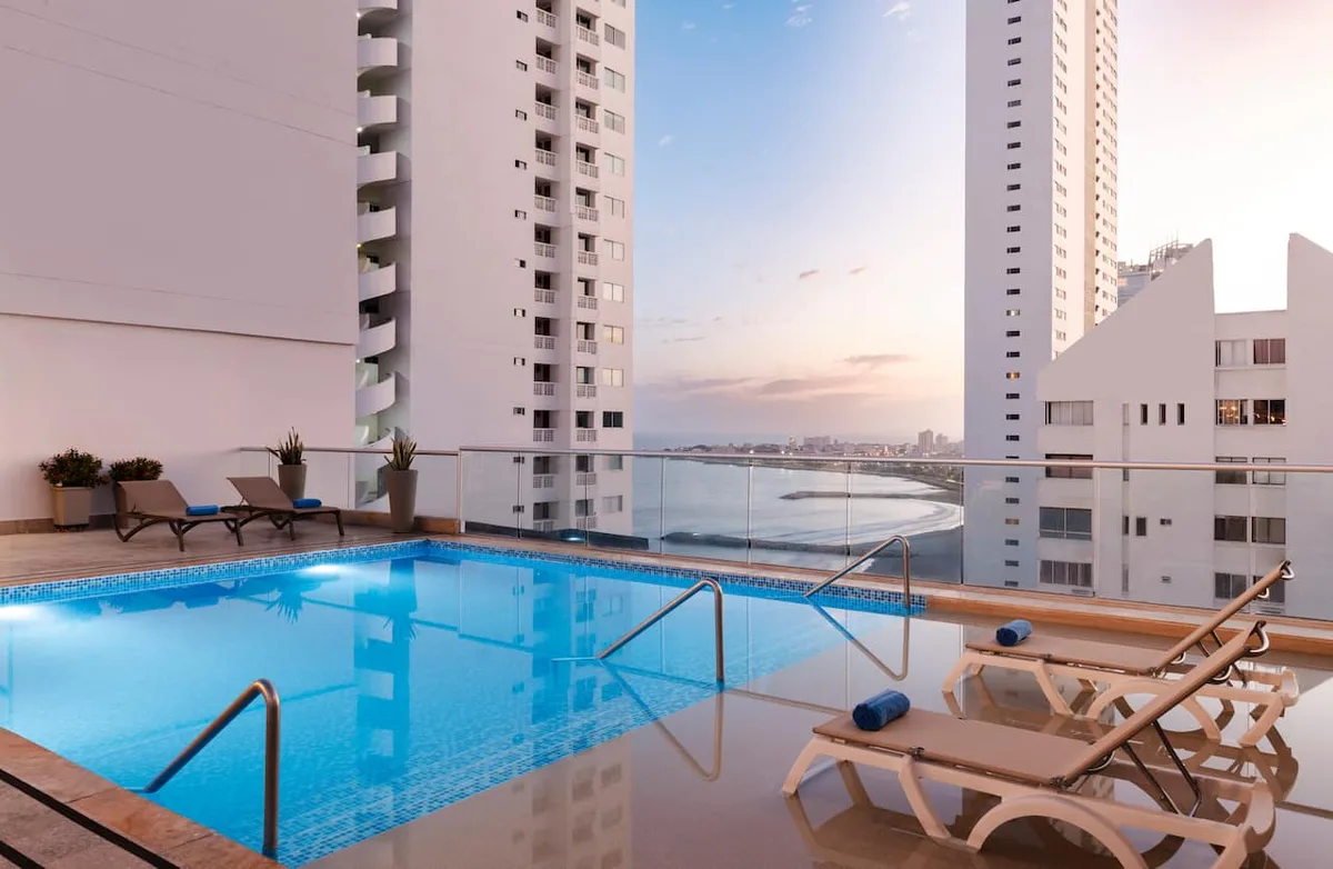 Hilton Cartagena Hotel pool
