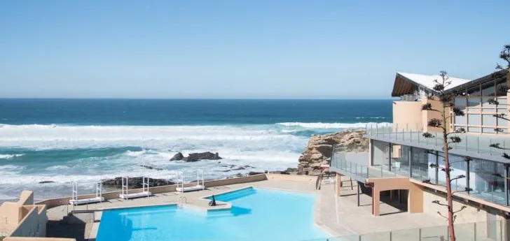 Hotel pool day pass in Cascais