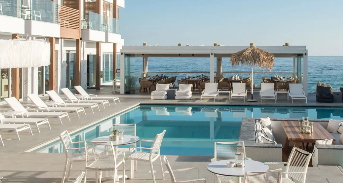 Enorme Ammos Beach pool day pass