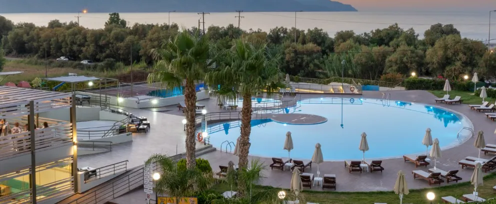 Georgioupolis Resort pool day pass