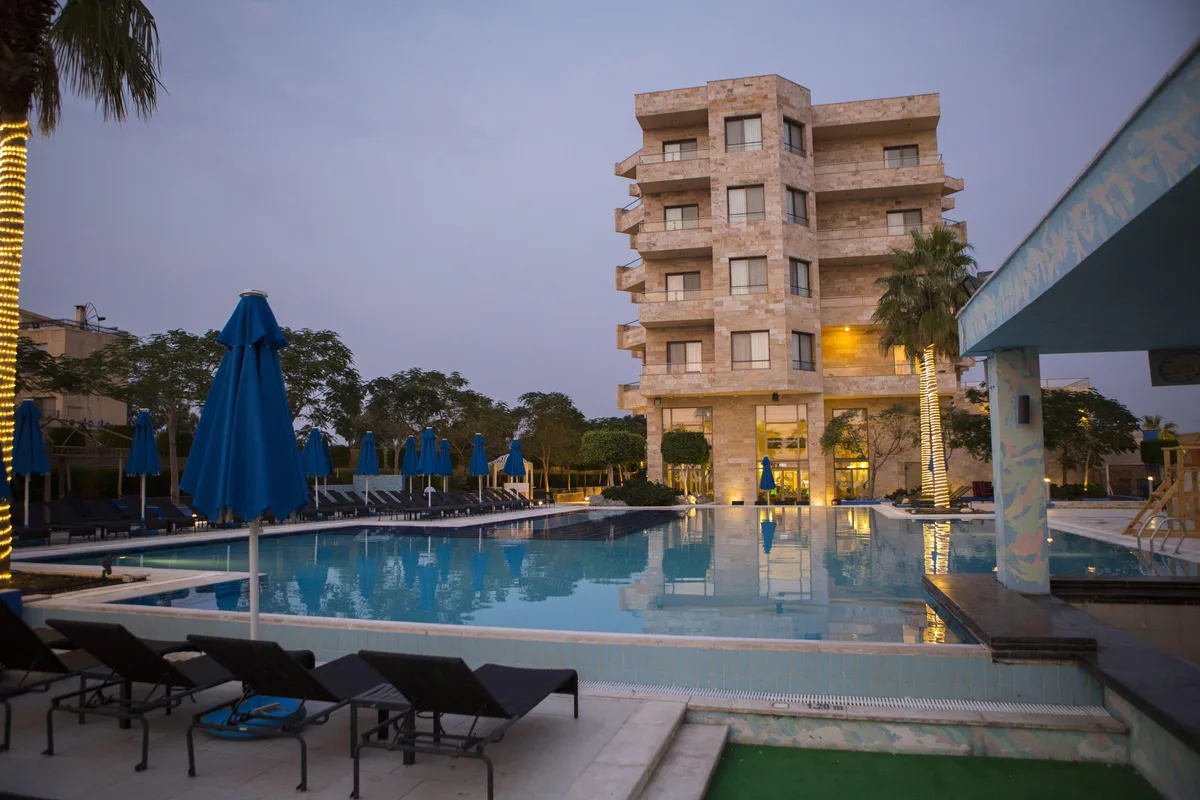 Ramada Resort by Wyndham Dead Sea pool