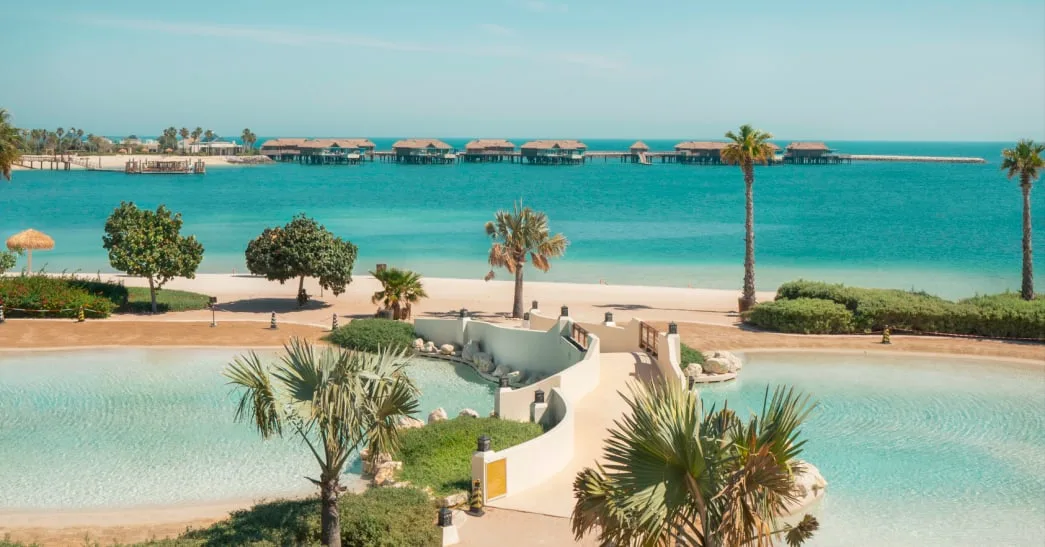 Hotel pool day pass in Doha