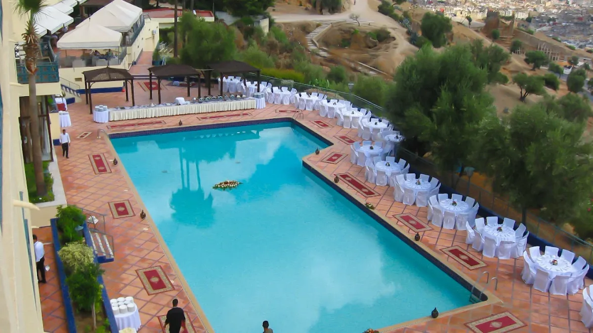 Les Mérinides pool