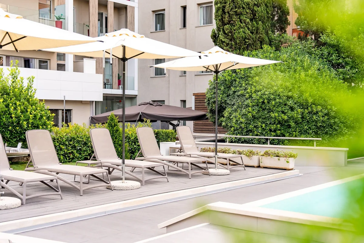Hotel pool day pass in Florence