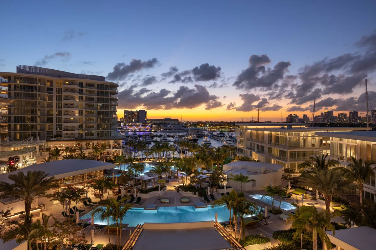 Pier Sixty-Six pool