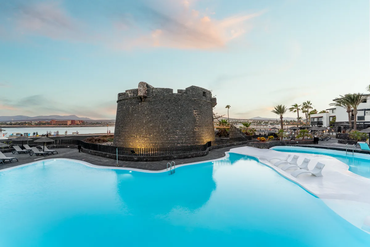 Hotel pool day pass in Fuerteventura