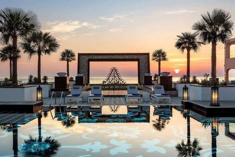 Fairmont Fujairah Beach Resort pool