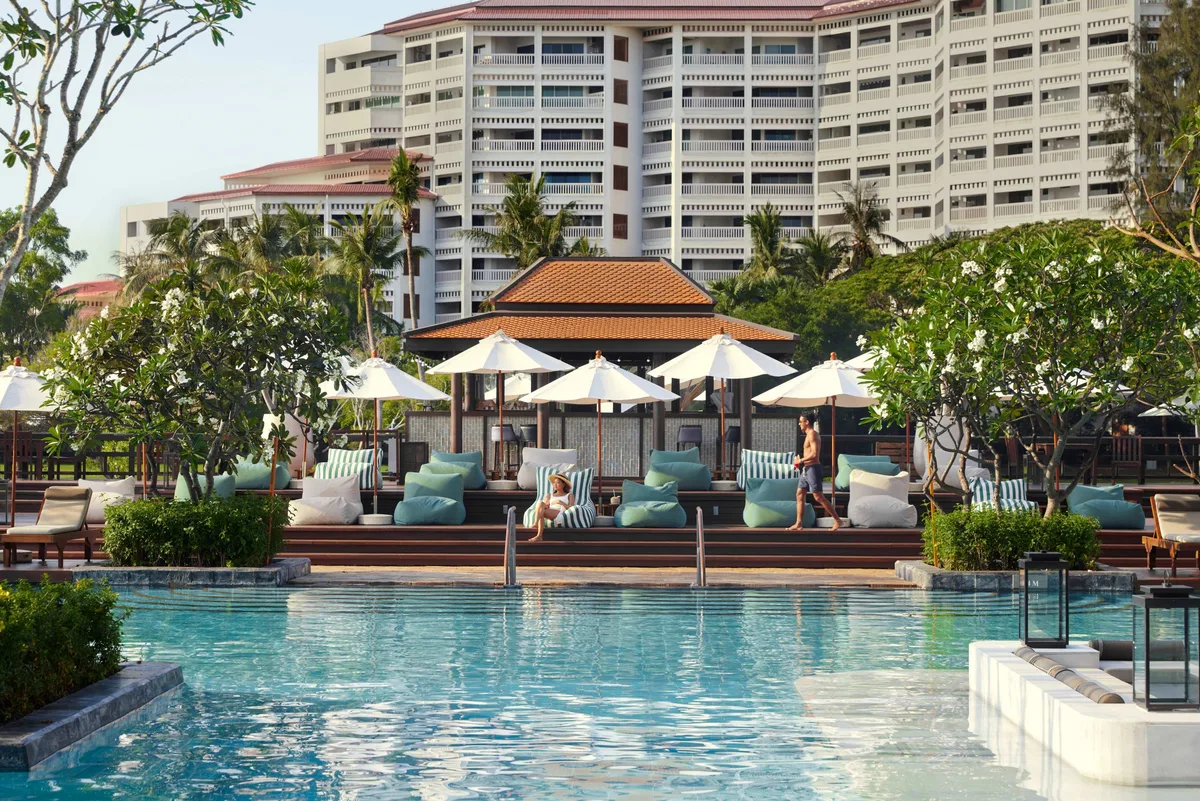 Dusit Thani Hua Hin pool
