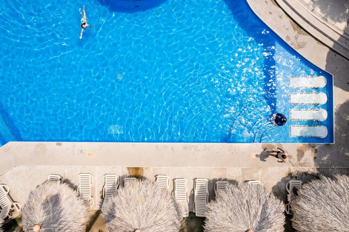 Hotel Castillo Huatulco Beach Club pool
