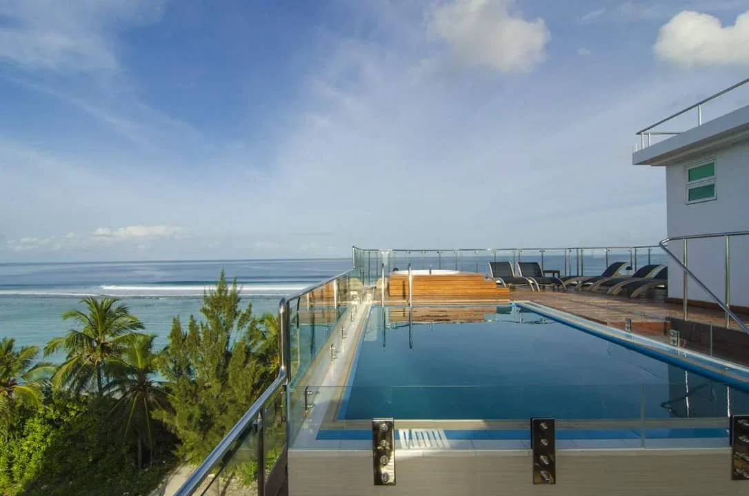 Pool day passes in Hulhumale