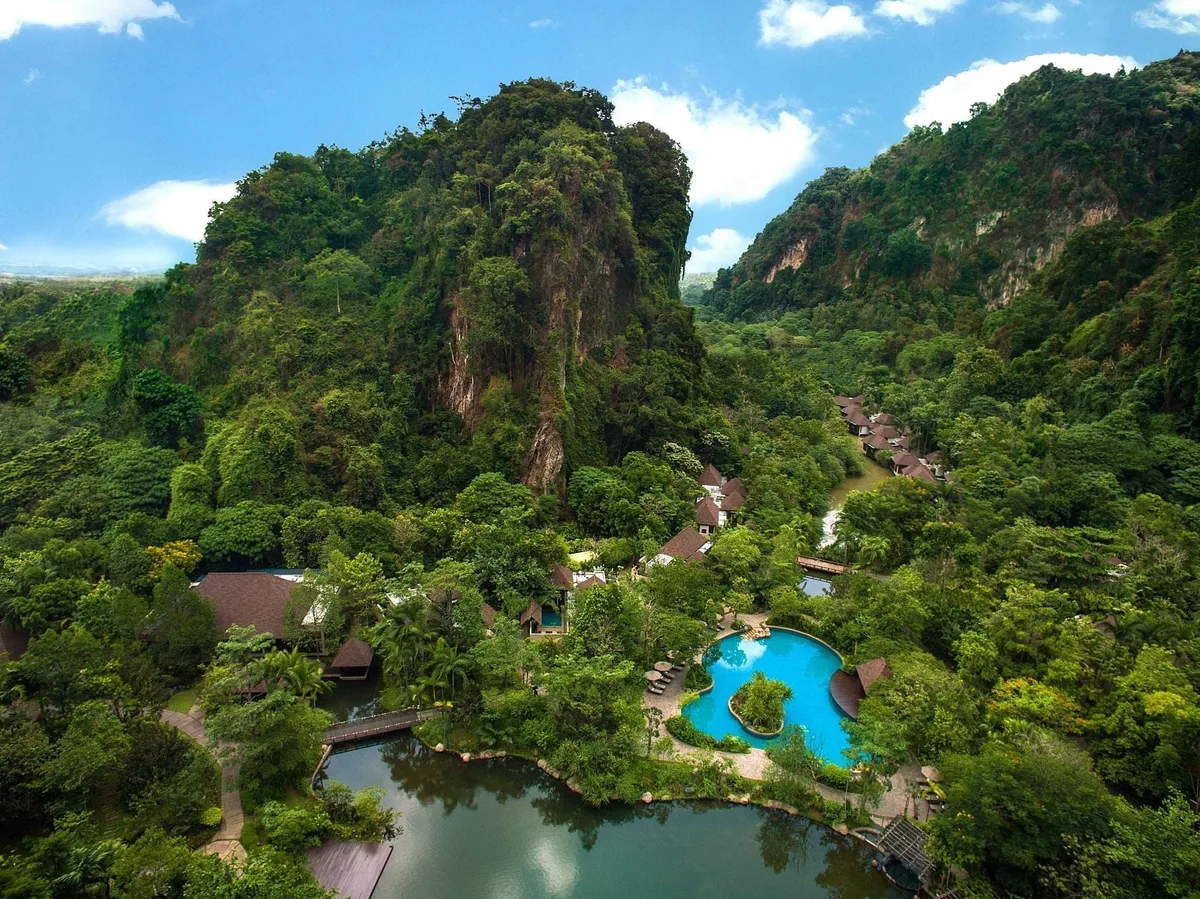 Hotel pool day pass in Ipoh