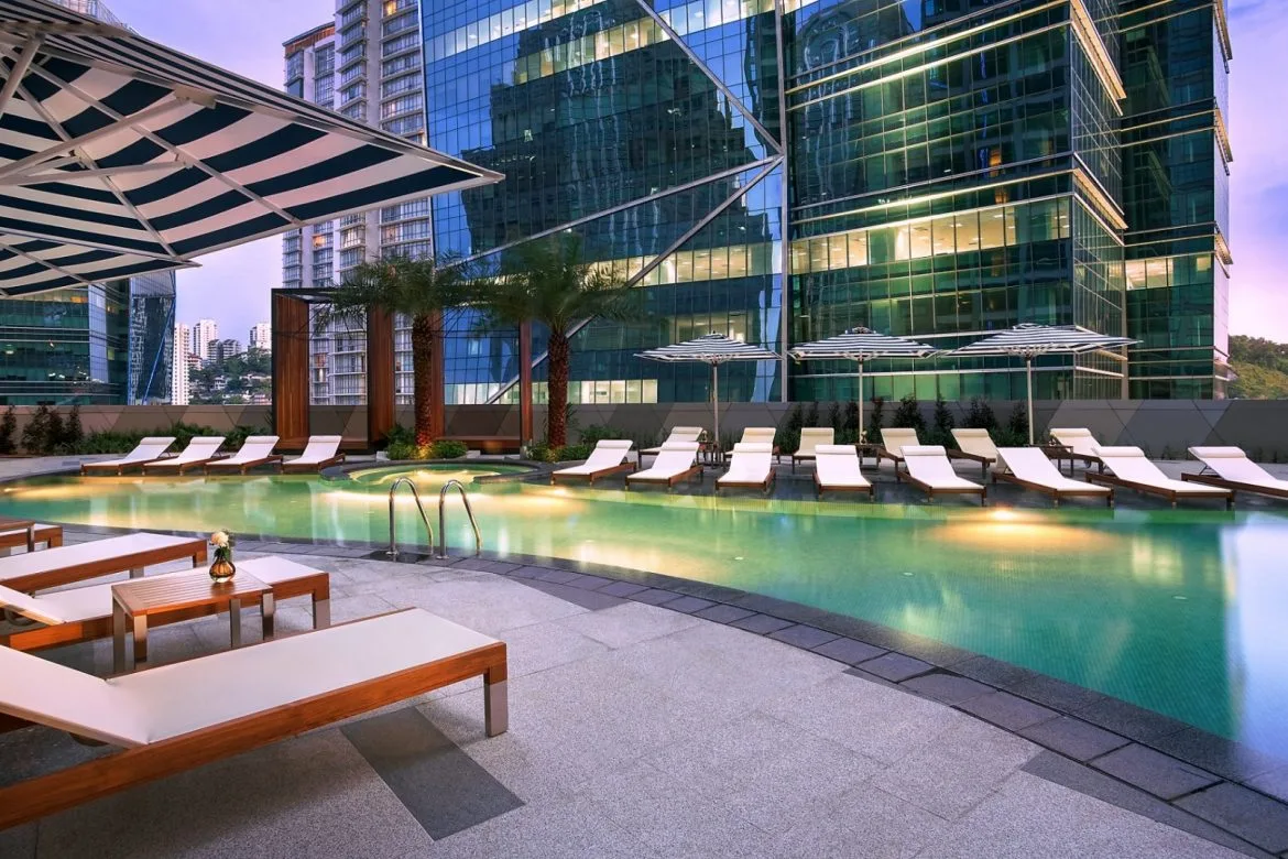 Sofitel Kuala Lumpur Damansara pool