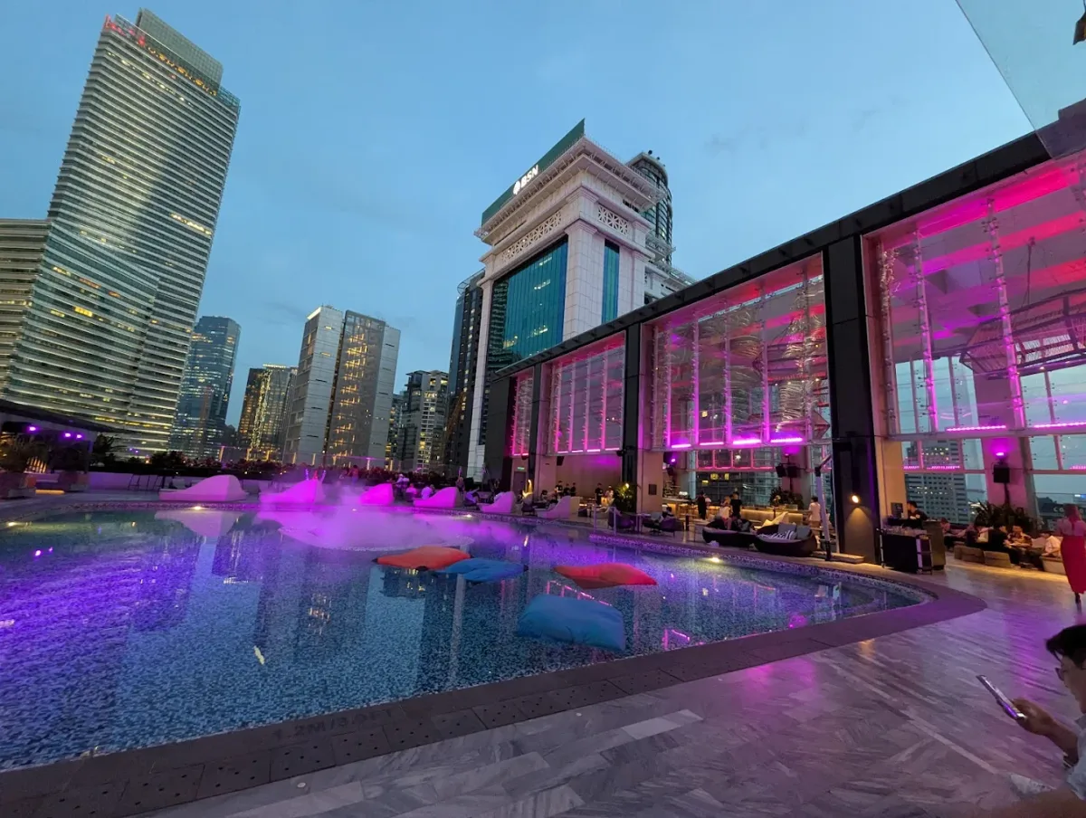 W Kuala Lumpur WET Deck pool