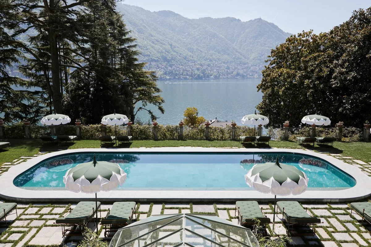 Villa Geno pool day pass