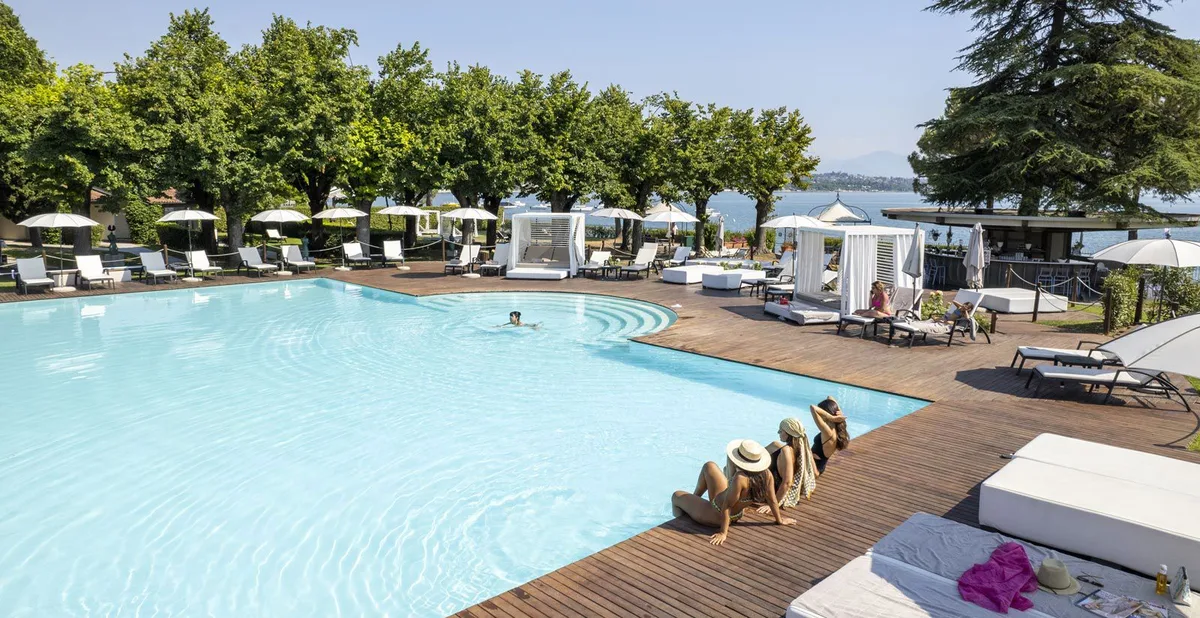 Splendido Bay Luxury Spa Resort pool