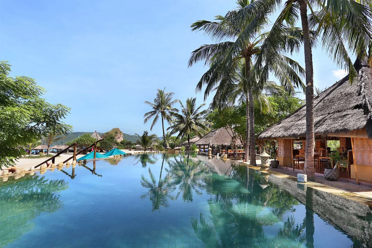 Novotel Lombok Resort & Villas pool