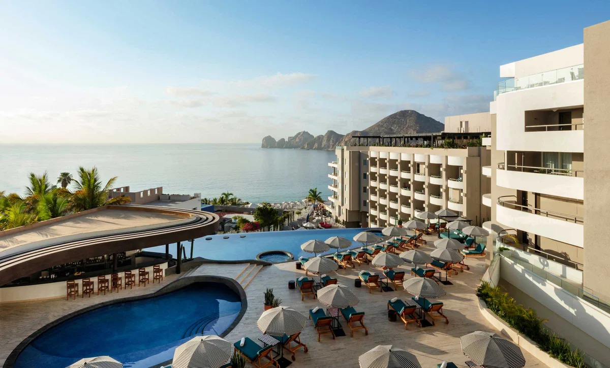 Corazón Cabo Resort pool on Medano Beach