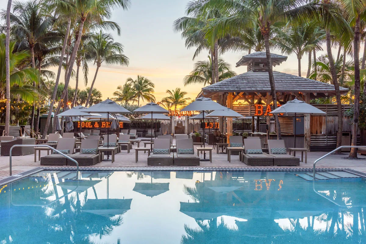 National Hotel Miami Beach pool