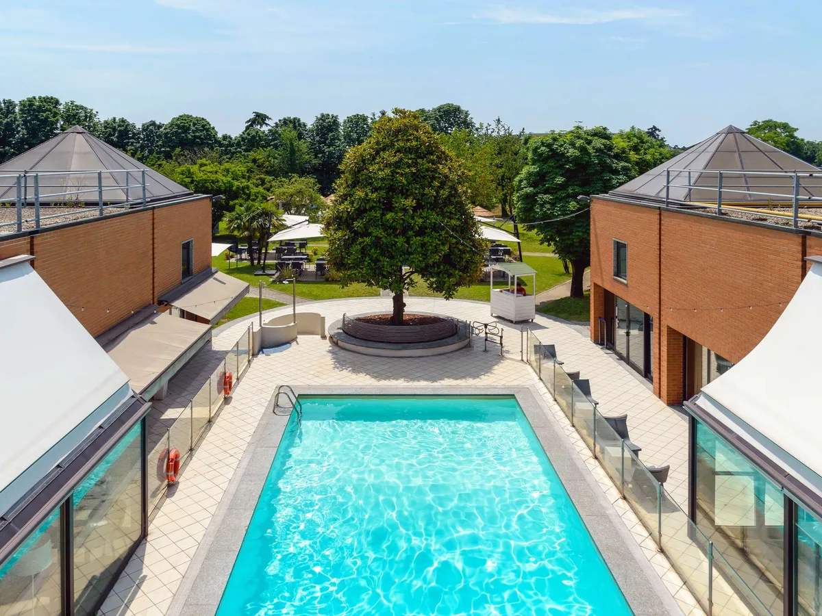 Hotel pool day pass in Milan