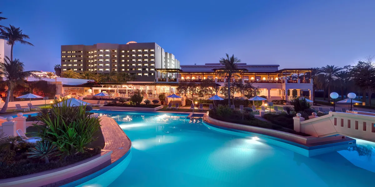 InterContinental Muscat pool