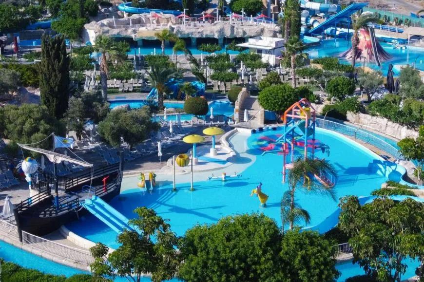 Paphos Aphrodite Waterpark pool
