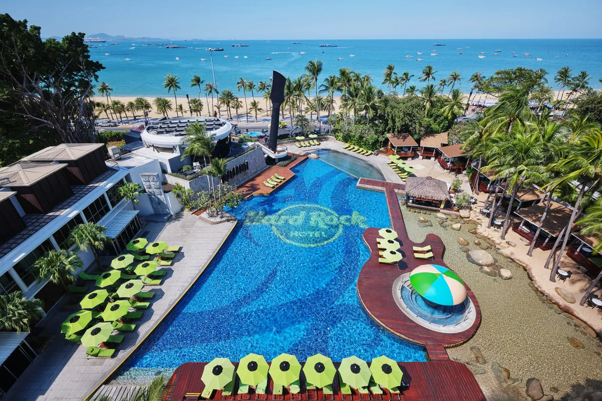 Hotel pool day pass in Pattaya
