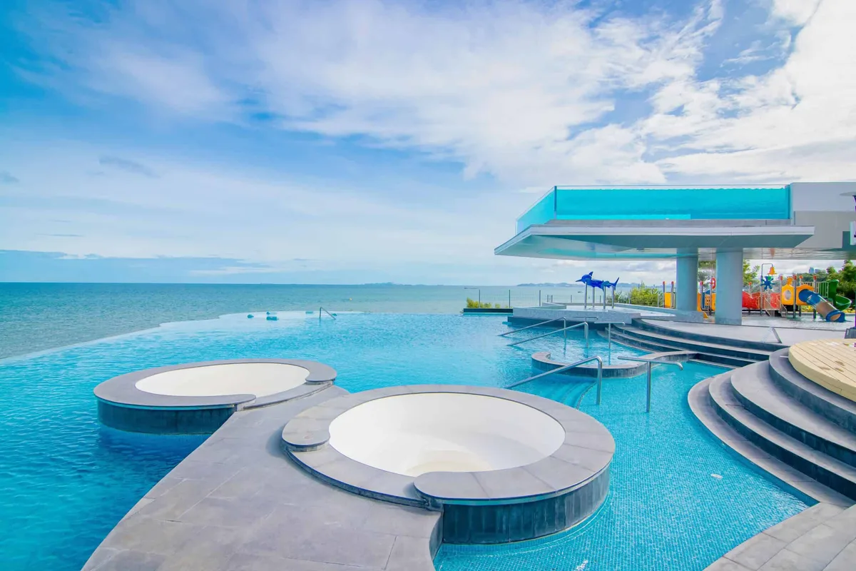 Royal Cliff Hotels Group pool