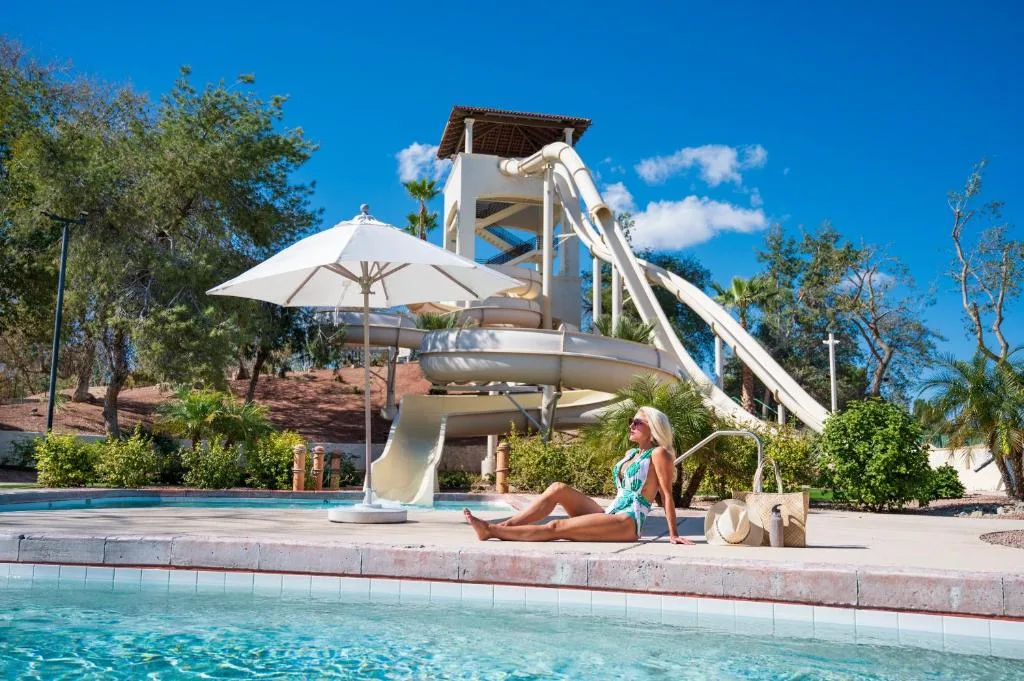 Arizona Grand Resort & Spa pool
