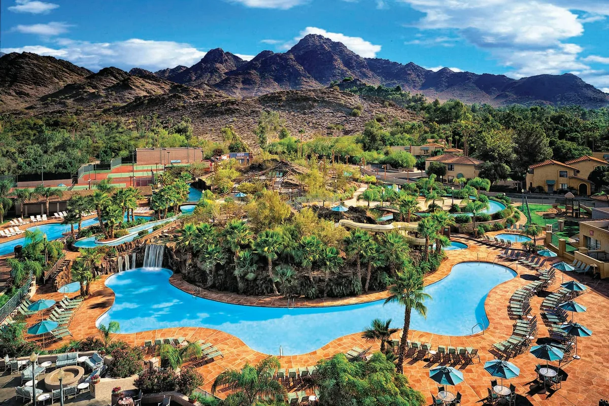 Hilton Phoenix Resort at the Peak pool