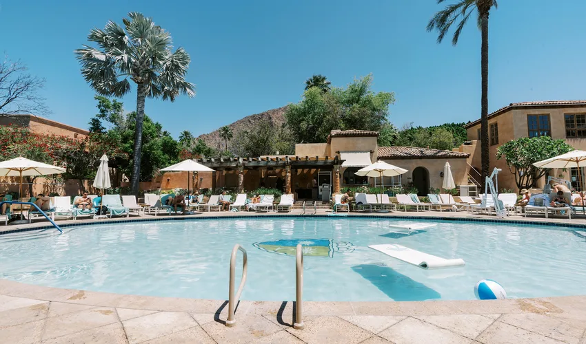 Royal Palms Resort and Spa pool