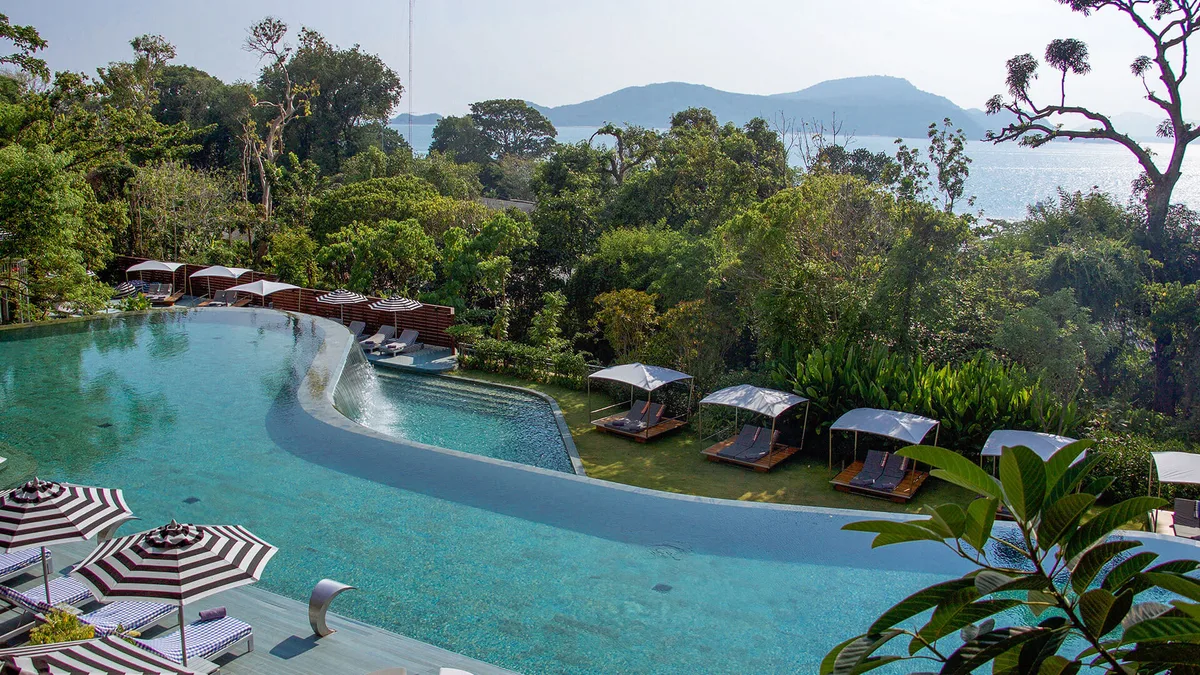 Sri Panwa pool