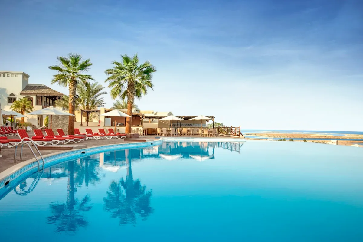 Cove Rotana Resort pool