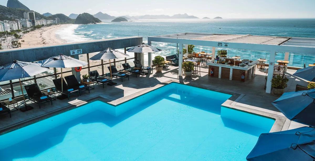 Pestana Rio Atlântica pool