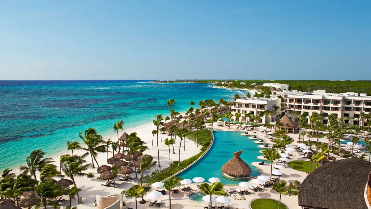 Secrets Akumal Riviera Maya pool